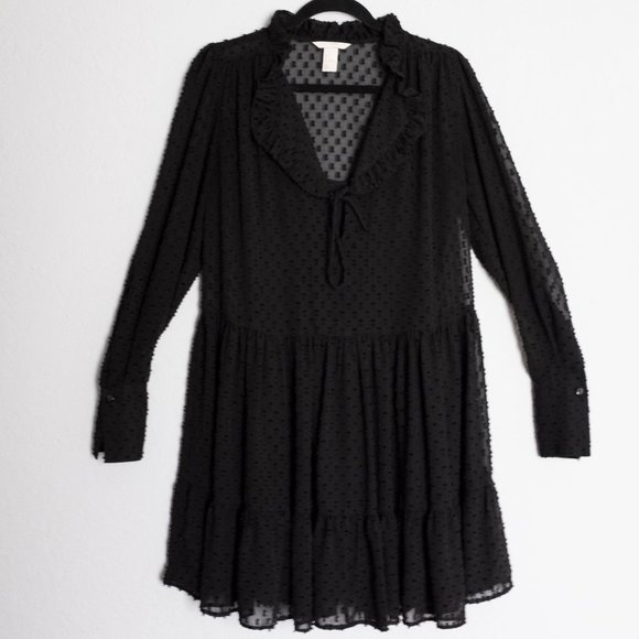 H&M Dresses & Skirts - H&M Flounced Short Boho Black Dress